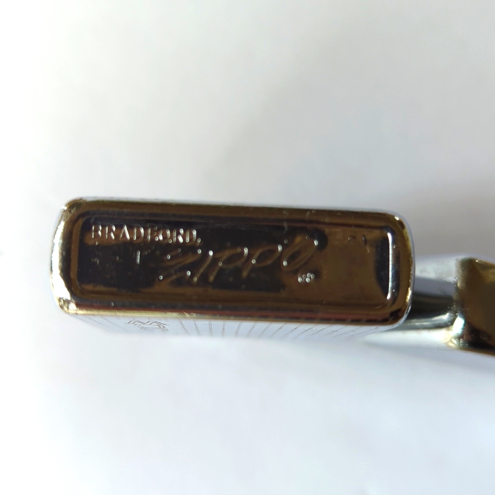 Vintage Zippo Slim Pinstripe Bradford PA Lighter Monogram GCW - Picture 4 of 4